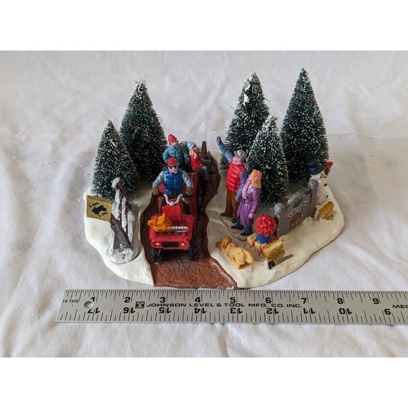 Lemax Here Comes Our Tree Farm Christmas Village Ceramic #43070 Retired 2014 - Picture 7 of 12